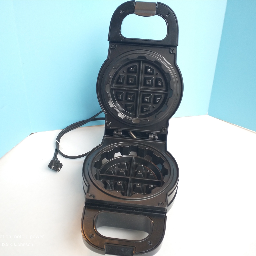 Belgium Stuffed Waffle Maker Wafflizer by PowerXL